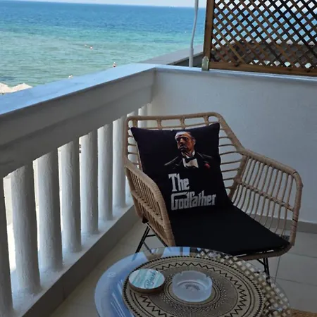 Marlon Brando Sea View Peraía