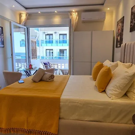 Marlon Brando Sea View Appartement